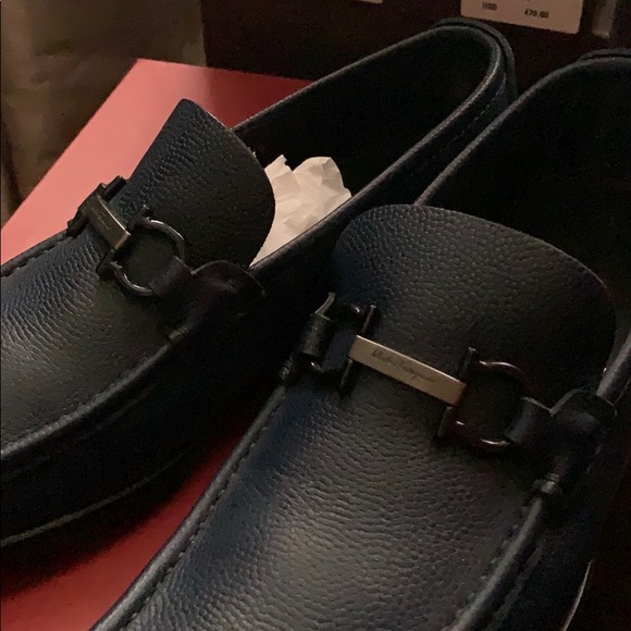 Navy Blue Ferragamo loafers - Picture 6 of 10